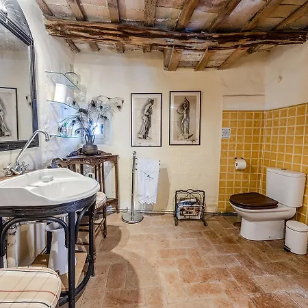 Mas D'en Giralt 1722, Exclusiva Masia Catalana En El Parc Natural Del Garraf, Ideal Familias, Grupos Y Celebraciones Intimas, Jardines Privados Y Barbacoa, A 10 Min De *