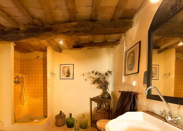 Vila Eco Turismo Masia Mas D'en Giralt 1722 *