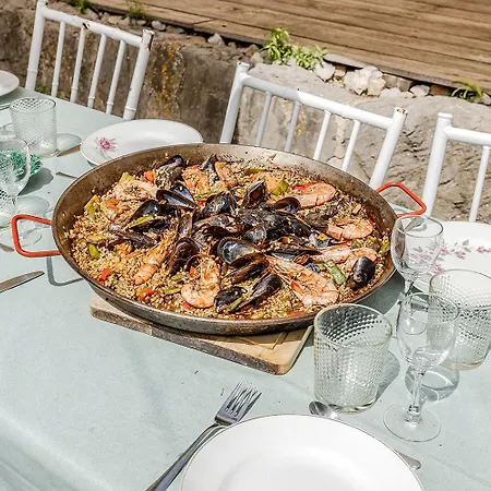 Mas D'en Giralt 1722, Exclusiva Masia Catalana En El Parc Natural Del Garraf, Ideal Familias, Grupos Y Celebraciones Intimas, Jardines Privados Y Barbacoa, A 10 Min De Sitges