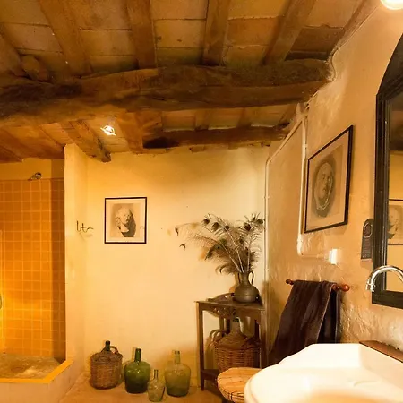 Vila Eco Turismo Masia Mas D'en Giralt 1722 *