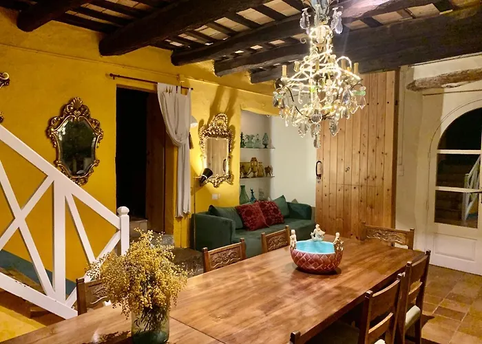 Eco Turismo Masia Mas D'en Giralt 1722 *