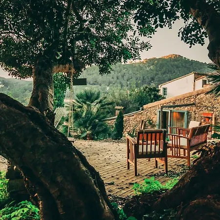 וילה Eco Turismo Masia Mas D'en Giralt 1722 סיטגס