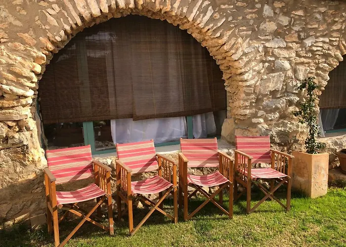 וילה Eco Turismo Masia Mas D'en Giralt 1722 סיטגס